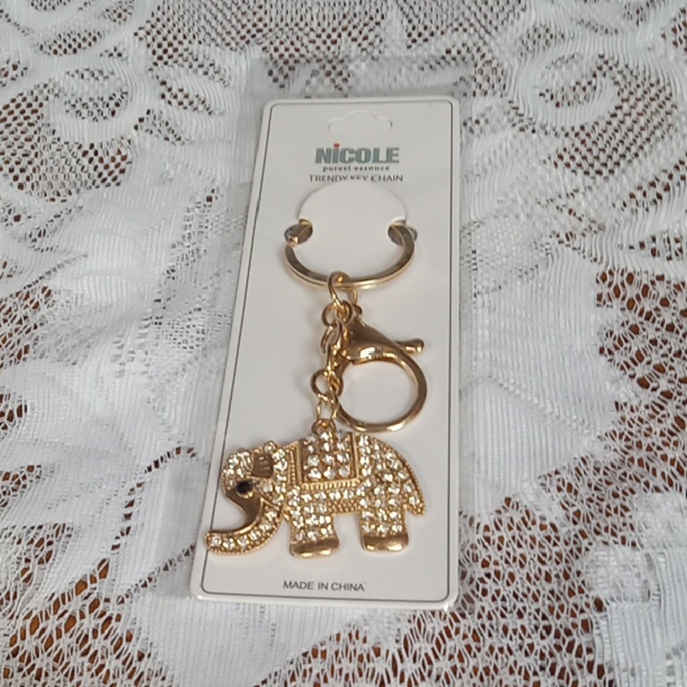 Elephant Crystal Keychain / Bagcharm Goldtone